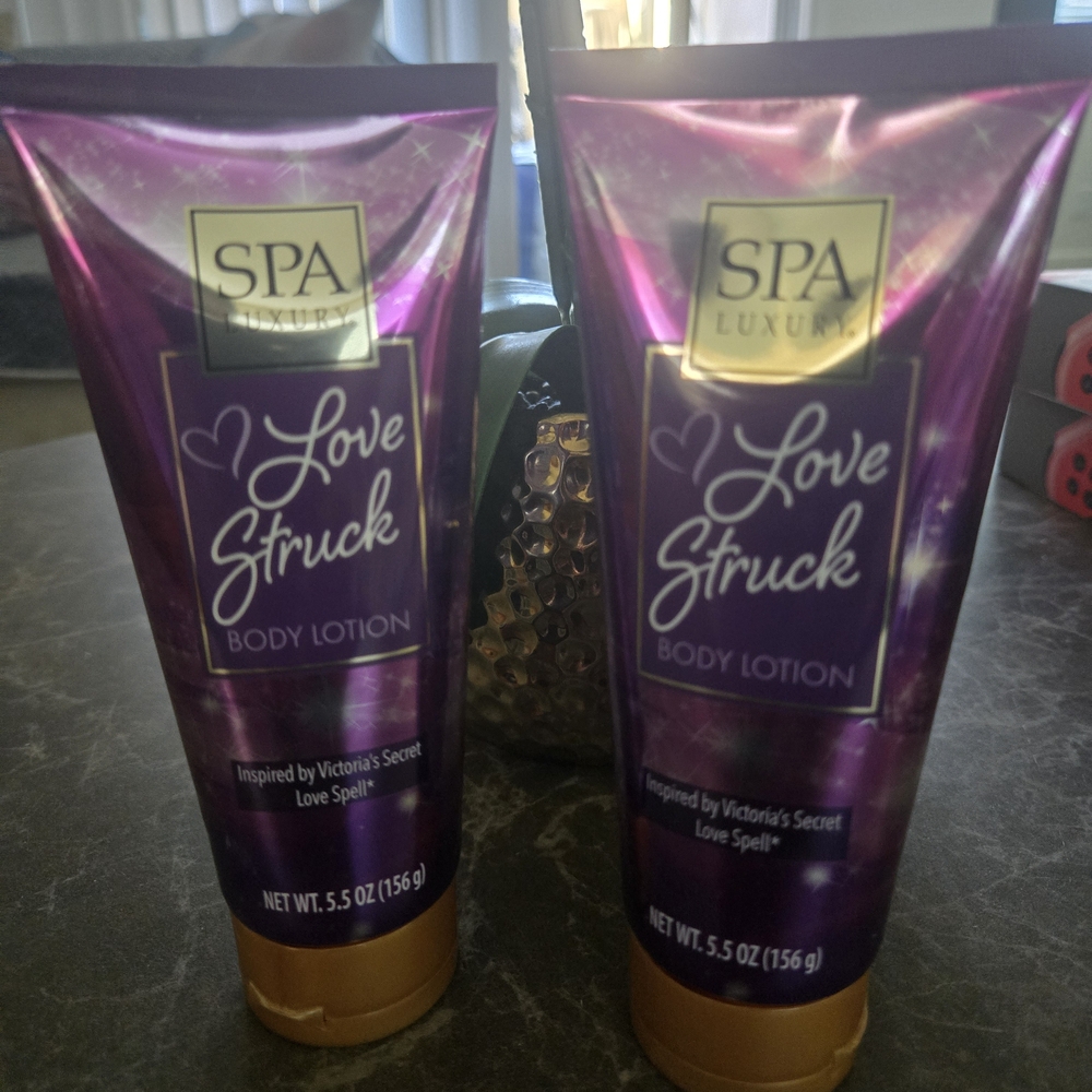 Love Struck Body Lotion - Purple